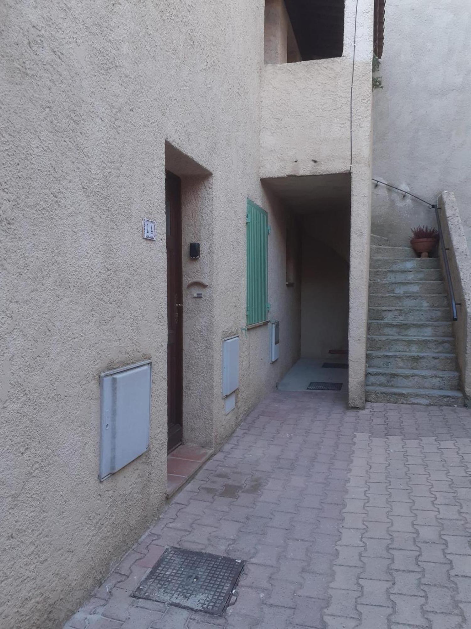 Avec Vue Sur Le A Croix Du Verdon 44 M² Terrasse Appartement