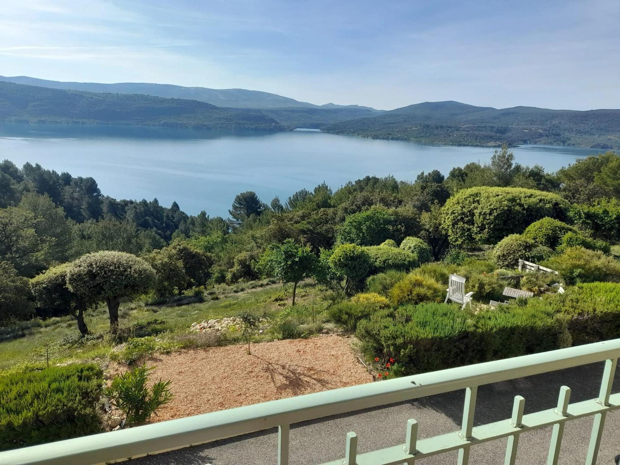 Appartement Avec Vue Sur Le A Croix Du Verdon 44 M² Terrasse Sainte-Croix-de-Verdon